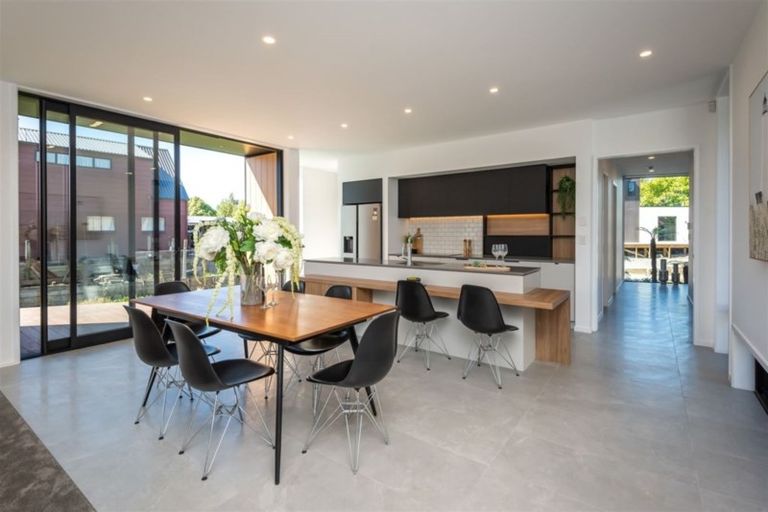 Photo of property in 58 Wai-iti Terrace, Burnside, Christchurch, 8052