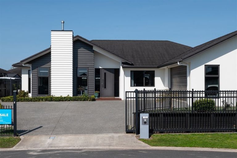 Photo of property in 3 Cordelia Court, Flagstaff, Hamilton, 3210