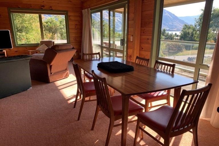Photo of property in 50 Rata Street, Wanaka, 9305