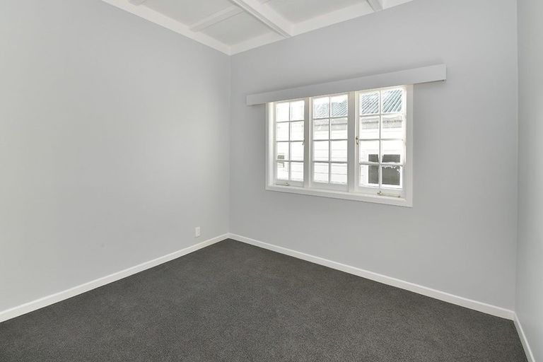 Photo of property in 1 Mary Keane Lane, Parakai, 0830