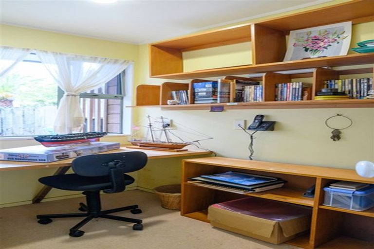 Photo of property in 2/16 Zion Road, Birkenhead, Auckland, 0626