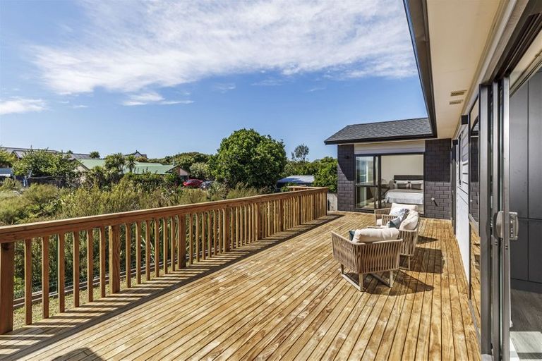 Photo of property in 43 Huarahi Pai Road, Huapai, Kumeu, 0810