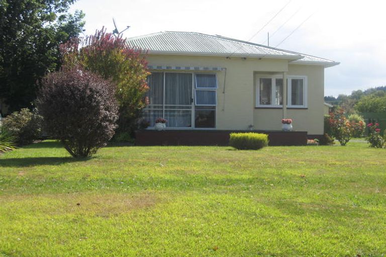 Photo of property in 33 Caffray Avenue, Aramoho, Whanganui, 4500