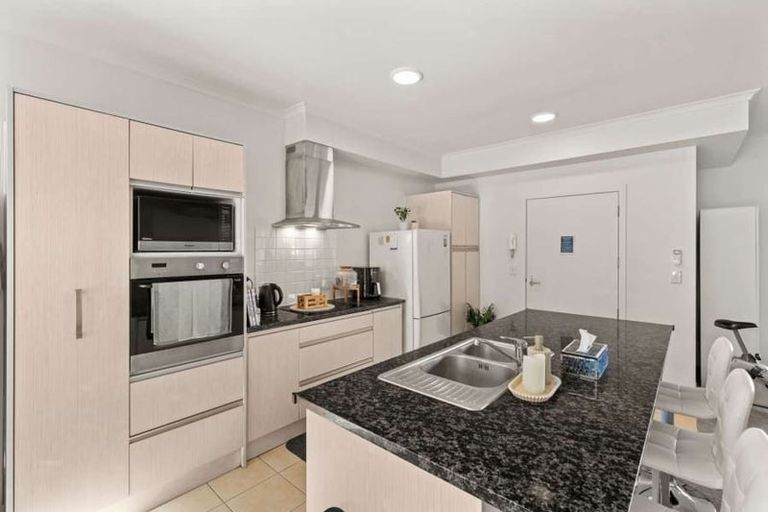 Photo of property in 7/130 Stancombe Road, Flat Bush, Auckland, 2016