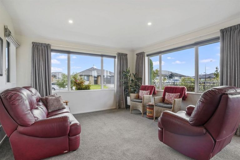 Photo of property in 10 Lawrence Drive, Rolleston, 7614