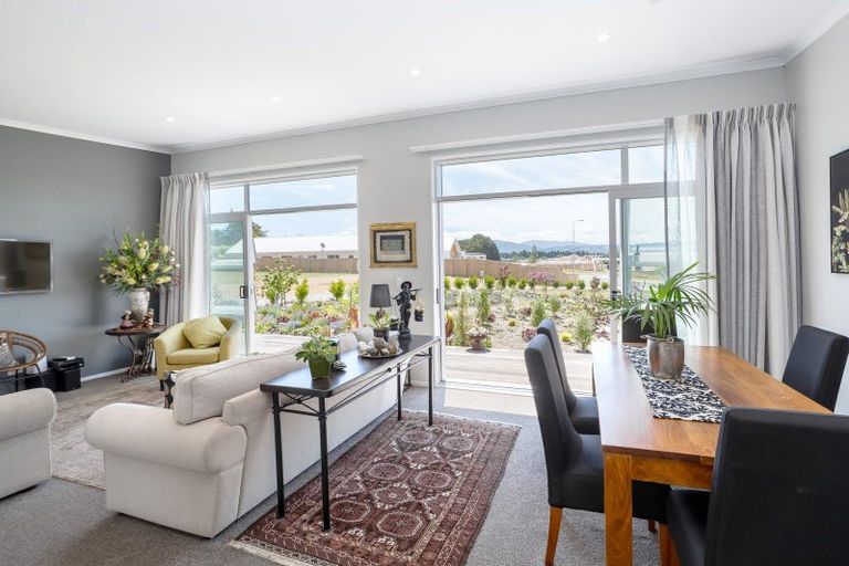 Photo of property in 19 Cotterville Crescent, Greytown, 5712