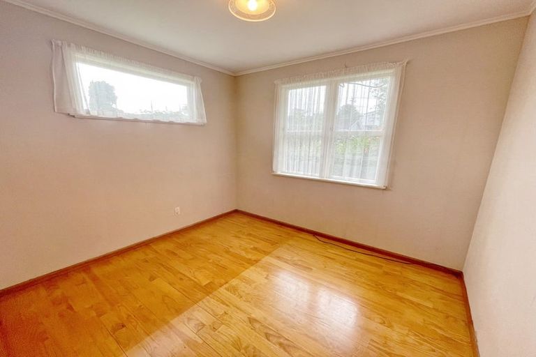 Photo of property in 22 Panama Road, Mount Wellington, Auckland, 1062