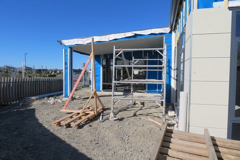 Photo of property in 46 Manakura Street, Russley, Christchurch, 8042