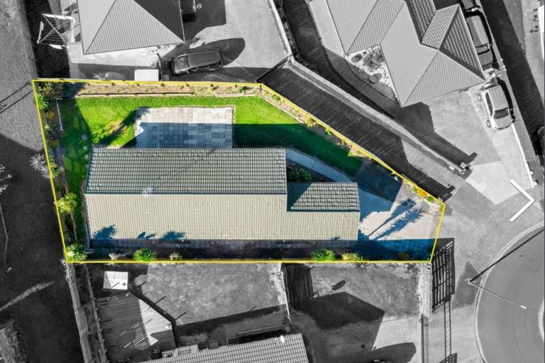 Photo of property in 45 Robert Ross Place, Clendon Park, Auckland, 2103