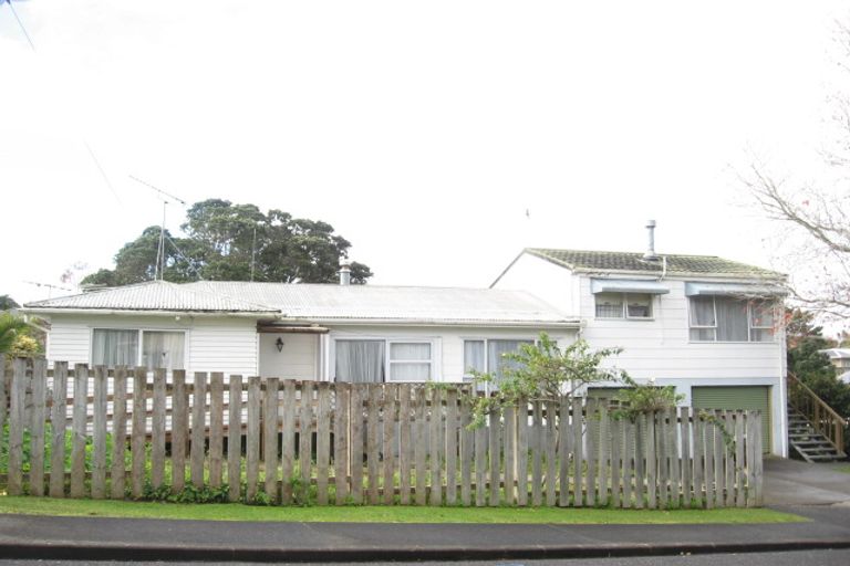 Photo of property in 1/3 Knox Road, Hillpark, Auckland, 2102
