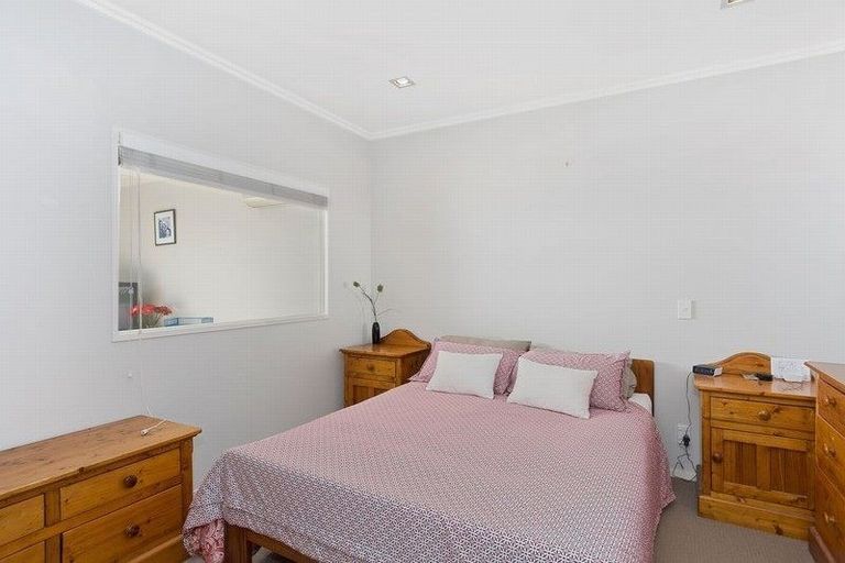 Photo of property in 8/51 Dive Crescent, Tauranga, 3110