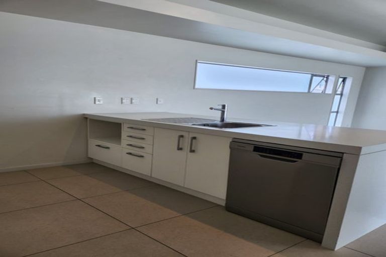 Photo of property in 7/49 Browns Road, Browns Bay, Auckland, 0630