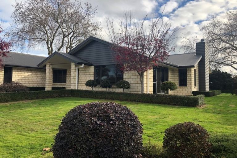 Photo of property in 9 Cooper Crescent, Cambridge, 3434