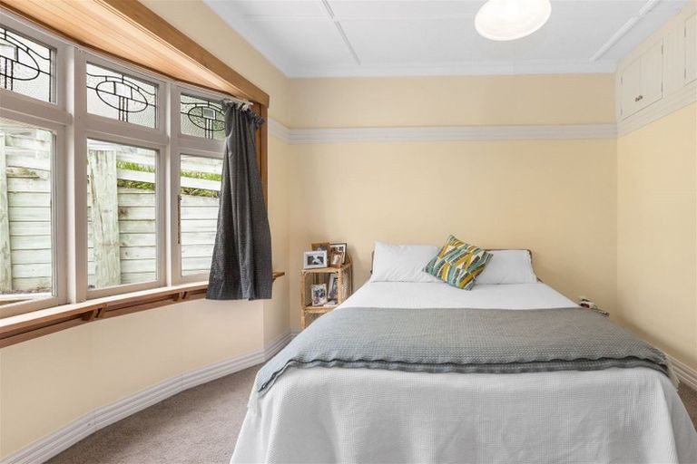 Photo of property in 102 Wexford Road, Miramar, Wellington, 6022