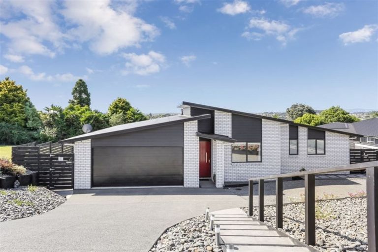 Photo of property in 6 Stonedale Drive, Pukekohe, 2120