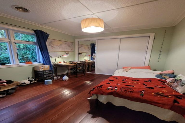 Photo of property in 16 Asquith Terrace, Brooklyn, Wellington, 6021