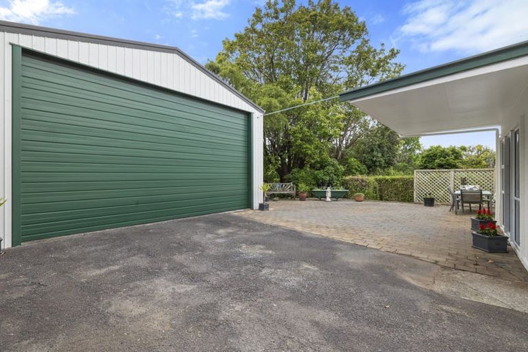 Photo of property in 14 Peace Avenue, Moturoa, New Plymouth, 4310