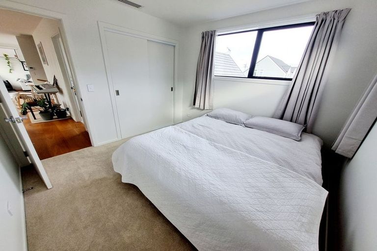 Photo of property in 112a Freyberg Street, Lyall Bay, Wellington, 6022