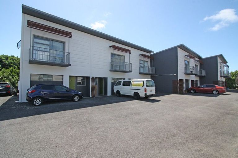 Photo of property in 2/38 Maratahu Street, Westown, New Plymouth, 4310