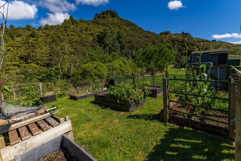 Photo of property in Ruatiti Cottage, 1693 Ruatiti Road, Ruatiti, Raetihi, 4696