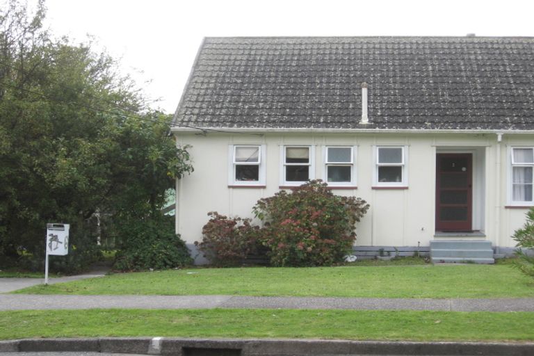 Photo of property in 3 Cleland Crescent, Naenae, Lower Hutt, 5011