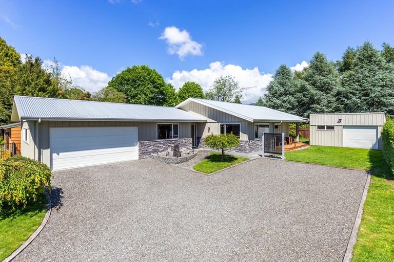 Photo of property in 38 Te Herekiekie Street, Turangi, 3334