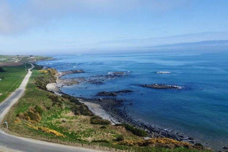 Photo of property in 5 Tamatea Street, Pahia, Riverton, 9881