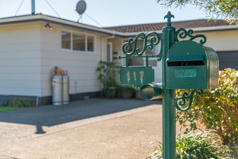 Photo of property in 117 Robinson Road, Whitianga, 3510
