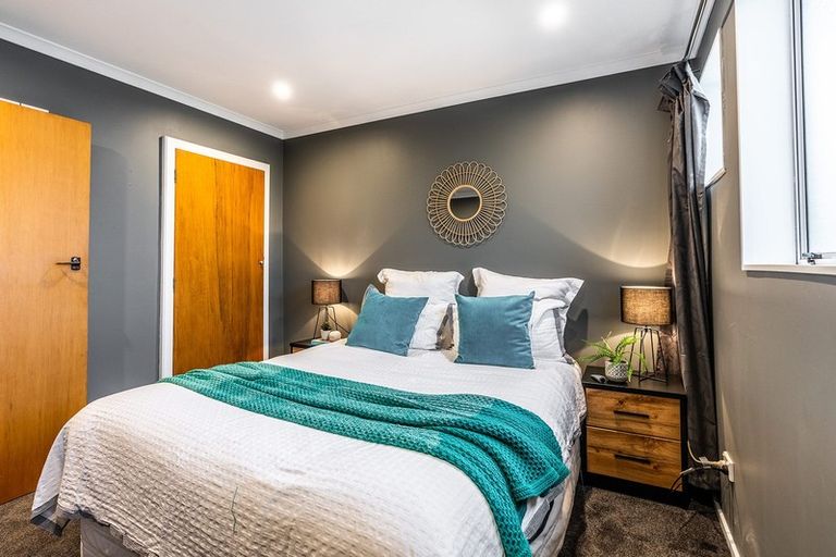 Photo of property in 37 Waterford Drive, Winton, 9720