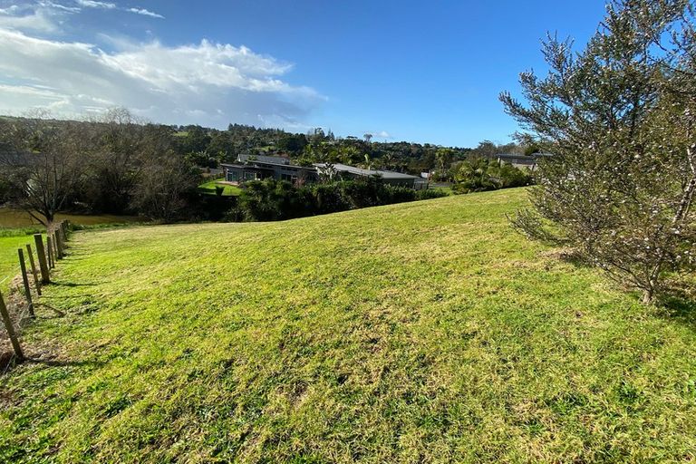 Photo of property in 11 Alderton Drive, Kerikeri, 0230