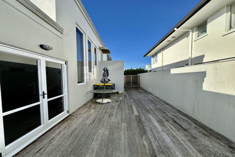 Photo of property in 150 Aberdeen Road, Campbells Bay, Auckland, 0620