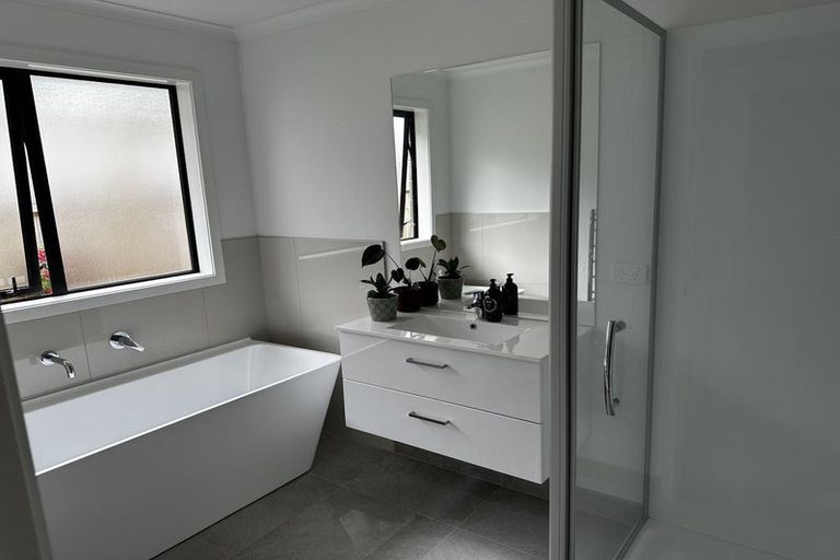 Photo of property in 11 Herbert Oldham Road, Pokeno, 2402