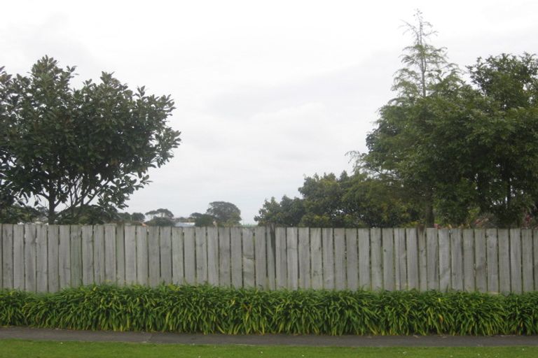 Photo of property in 3 Silby Street, Waitara, 4320