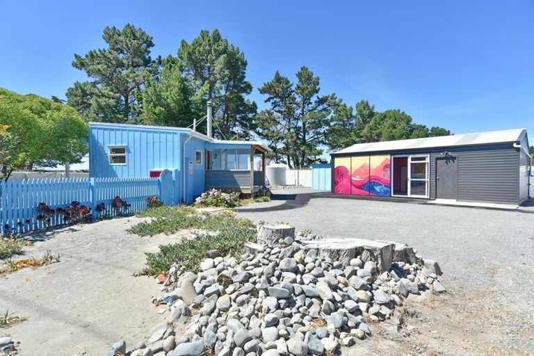 Photo of property in 19 South Crescent, Amberley, 7481