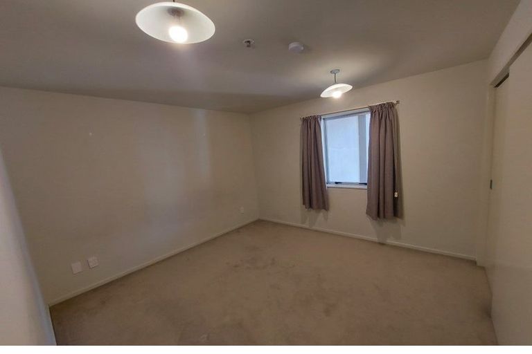 Photo of property in Elizabeth Street Chapel, 4/6 Elizabeth Street, Mount Victoria, Wellington, 6011