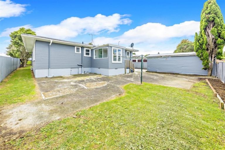Photo of property in 1/15 Onslow Road, Papakura, 2110