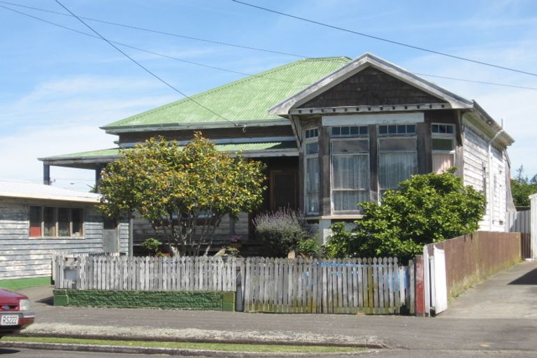 Photo of property in 35 Alexander Street, Whanganui, 4500