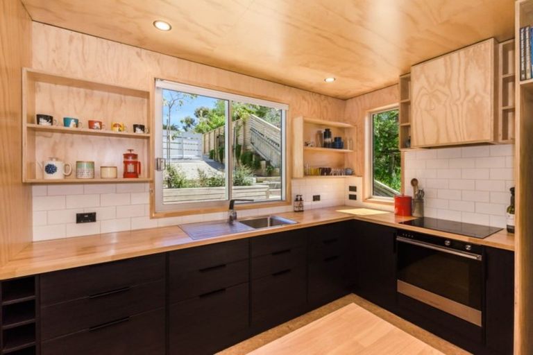 Photo of property in 54a Renown Road, Raumati South, Paraparaumu, 5032