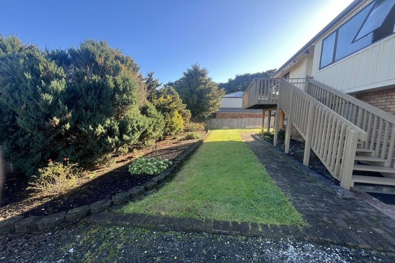 Photo of property in 18 Deodar Place, Totara Heights, Auckland, 2105