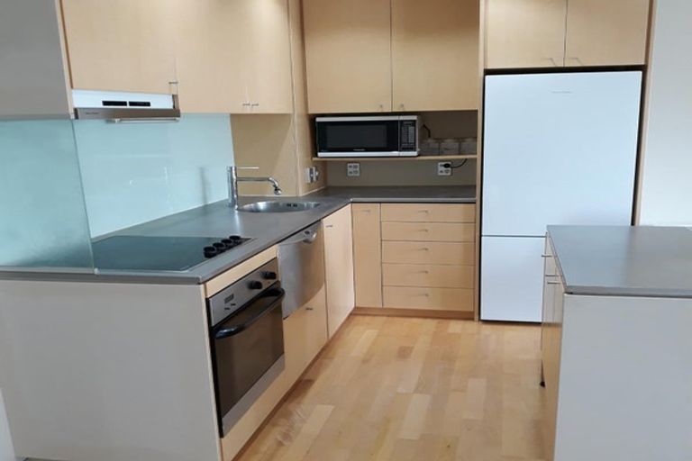 Photo of property in Sanctum Apartments, 34/10a Ebor Street, Te Aro, Wellington, 6011