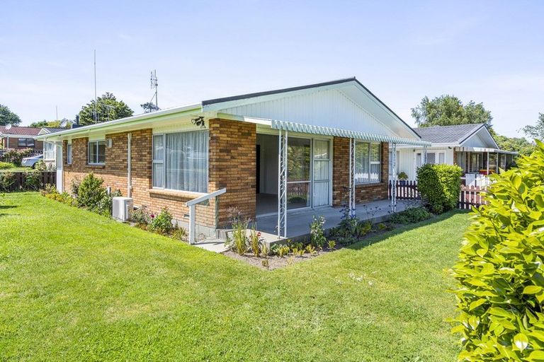 Photo of property in 1 Gordon Place, Leamington, Cambridge, 3432