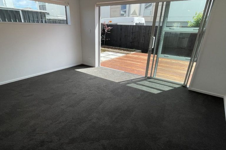 Photo of property in 2/111 Osborne Street, Waltham, Christchurch, 8011