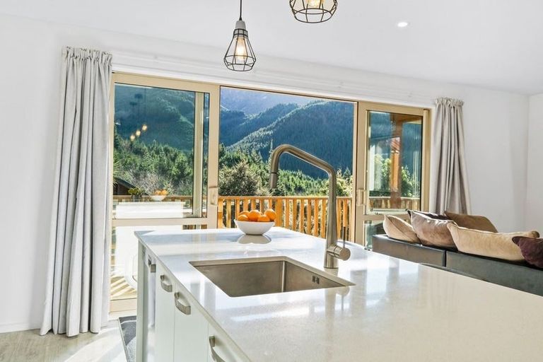 Photo of property in 24 Acheron Heights, Hanmer Springs, 7334