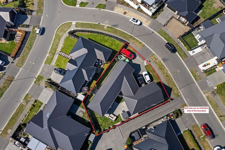 Photo of property in 15 Evelyn Crescent, Marshland, Christchurch, 8083