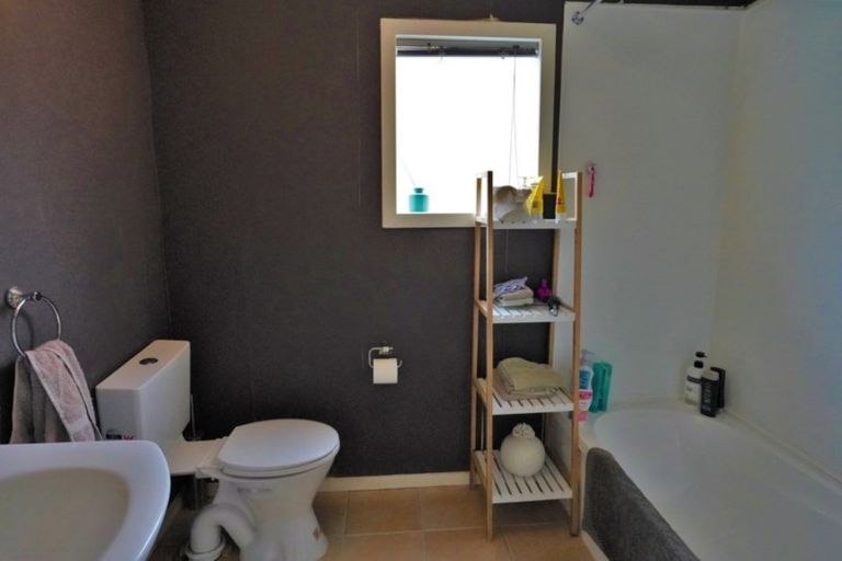 Photo of property in 52 Anzac Road, Morningside, Whangarei, 0110