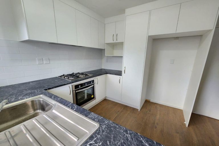 Photo of property in 2/98 Symonds Street, Royal Oak, Auckland, 1061