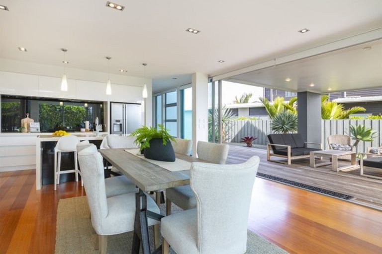 Photo of property in 13 Patiki Place, Omaha, 0986