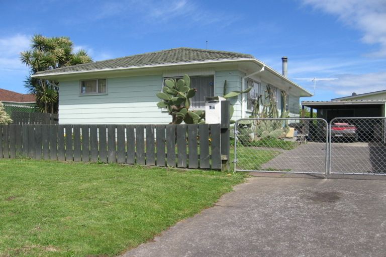 Photo of property in 1/1 Navigator Place, Papatoetoe, Auckland, 2025