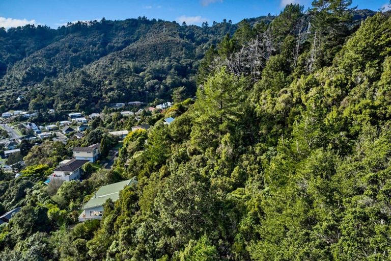 Photo of property in 34 Ngahere Street, Stokes Valley, Lower Hutt, 5019