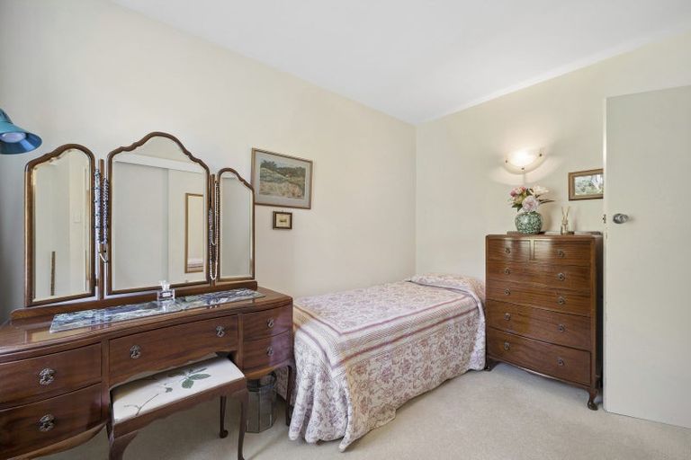 Photo of property in Jerningham Apartments, 20 Oriental Terrace, Oriental Bay, Wellington, 6011